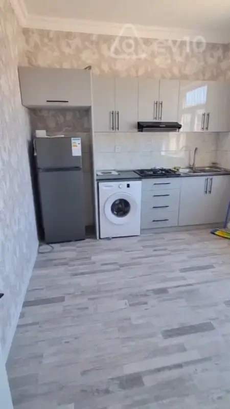 Kirayə verilir 2 otaqlı həyət evi 80 m²