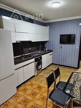 Kirayə verilir 2 otaqlı köhnə tikili 66 m² — Bakı, Binəqədi 2 otaq 66.00 m²