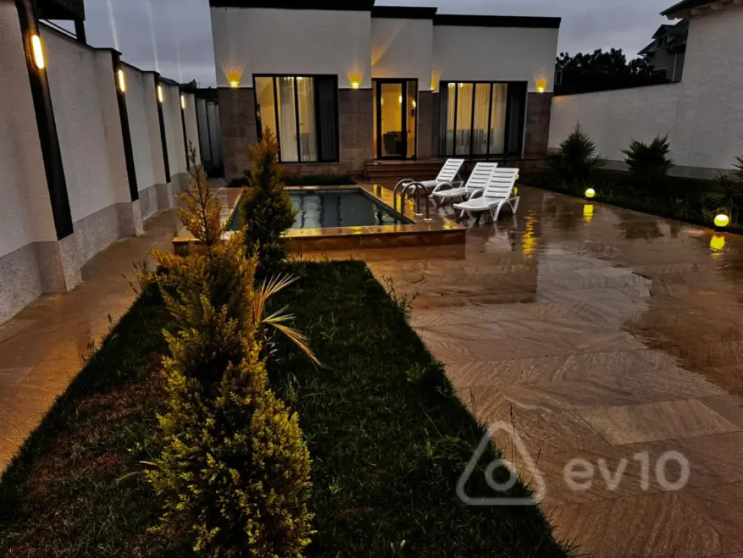 Kirayə verilir 4 otaqlı həyət evi 120 m²