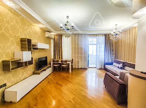 Kirayə verilir 95 otaqlı yeni tikili 100 m² — Bakı, Nizami 95 otaq 100.00 m²