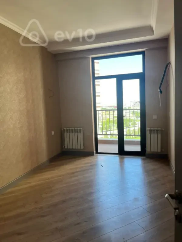 Satılır 2 otaqlı yeni tikili 61 m²