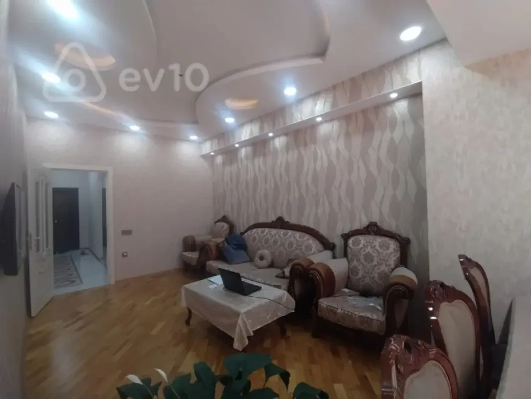 Kirayə verilir 3 otaqlı yeni tikili 100 m²