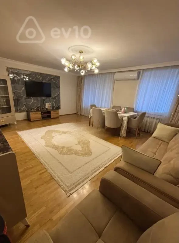 Satılır 3 otaqlı köhnə tikili 65 m²