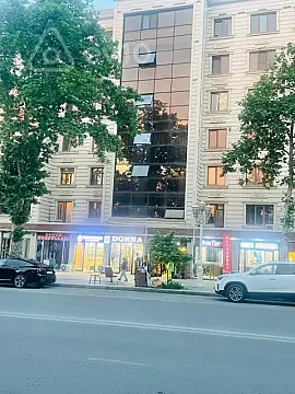 Satılır 3 otaqlı köhnə tikili 85 m² — Gəncə 3 otaq 85.00 m²