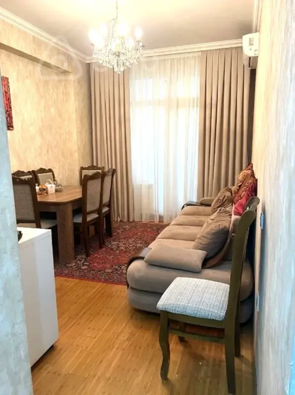 Satılır 2 otaqlı yeni tikili 50 m²