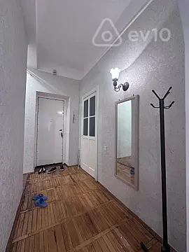 Kirayə verilir 3 otaqlı köhnə tikili 80 m² — Bakı, Yasamal 3 otaq 80.00 m²