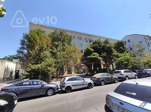 Kirayə verilir 3 otaqlı köhnə tikili 75 m² — Bakı, Nəsimi 3 otaq 75.00 m²