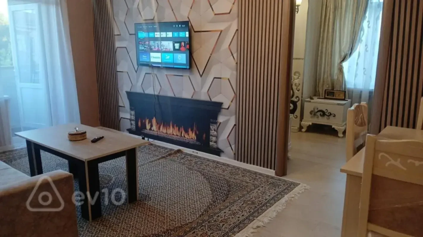 Satılır 2 otaqlı köhnə tikili 48 m²