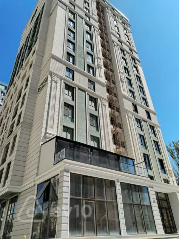 Satılır 3 otaqlı yeni tikili 142 m²