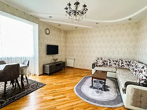 Kirayə verilir 3 otaqlı yeni tikili 120 m² — Bakı, Yasamal 3 otaq 120.00 m²