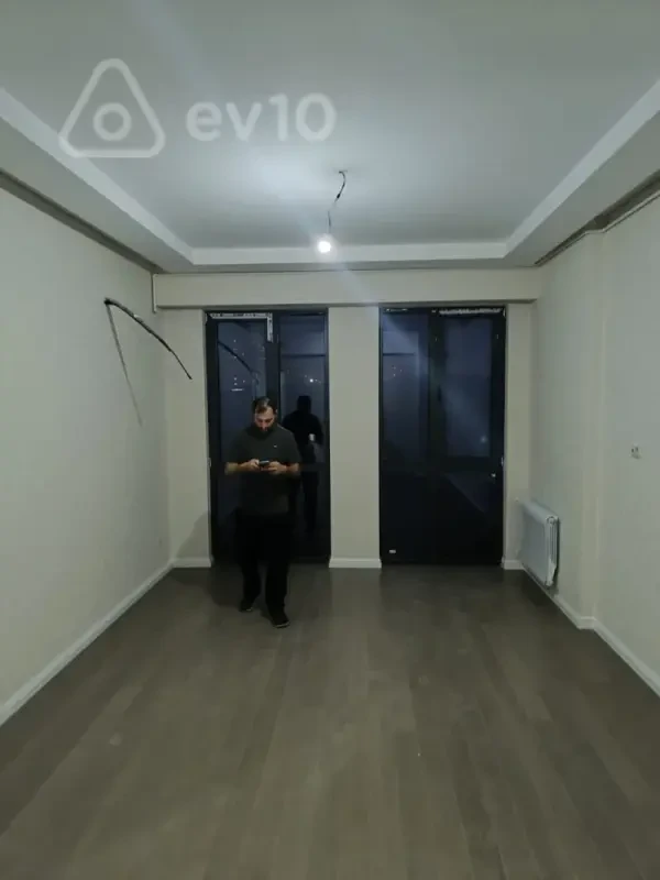 Kirayə verilir 2 otaqlı yeni tikili 55 m²