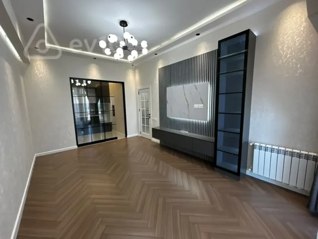 Satılır 2 otaqlı yeni tikili 67 m²
