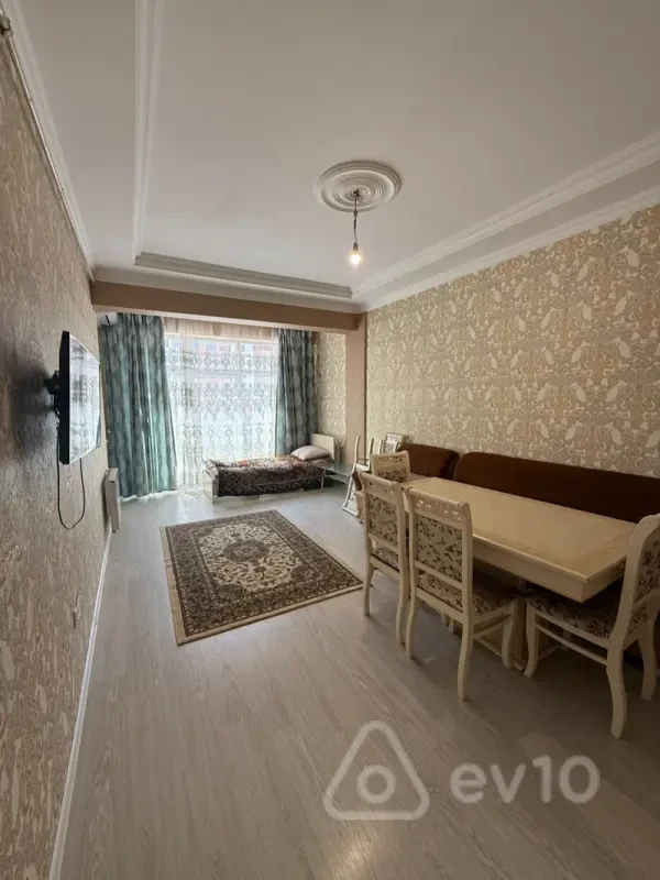 Kirayə verilir 3 otaqlı yeni tikili 99 m²