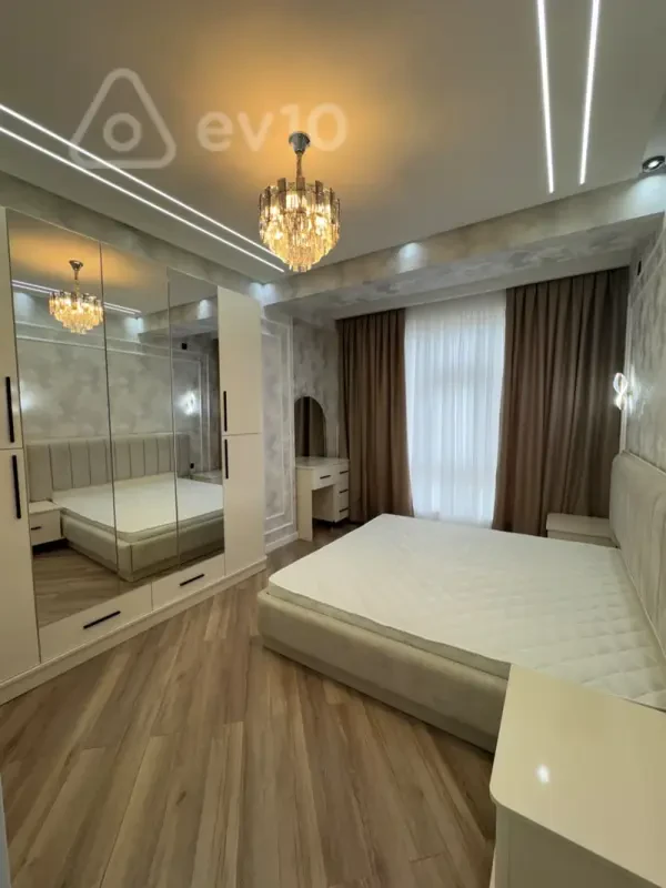 Kirayə verilir 2 otaqlı yeni tikili 85 m²