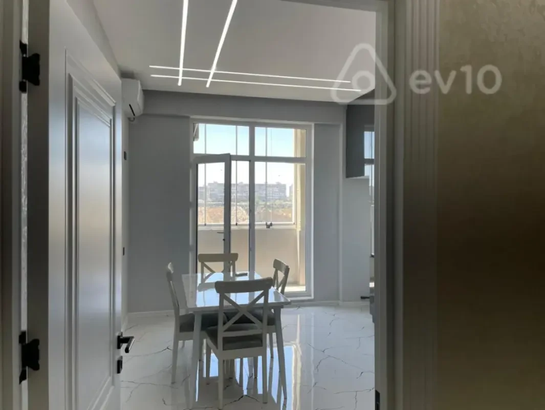Kirayə verilir 3 otaqlı yeni tikili 90 m²
