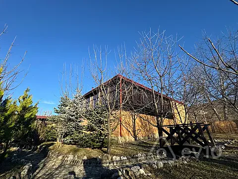 Satılır 5 otaqlı həyət evi 256 m² — Quba 5 otaq 256.00 m²