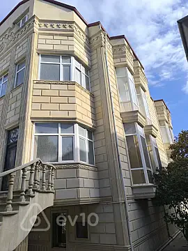 Kirayə verilir 6 otaqlı həyət evi 1500 m² — Bakı, Səbail 6 otaq 1500.00 m²