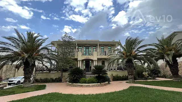 Satılır 6 otaqlı həyət evi 360 m² — Bakı, Sabunçu 6 otaq 360.00 m²