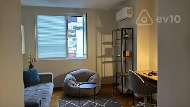 Kirayə verilir 3 otaqlı köhnə tikili 100 m² — Bakı, Səbail 3 otaq 100.00 m²