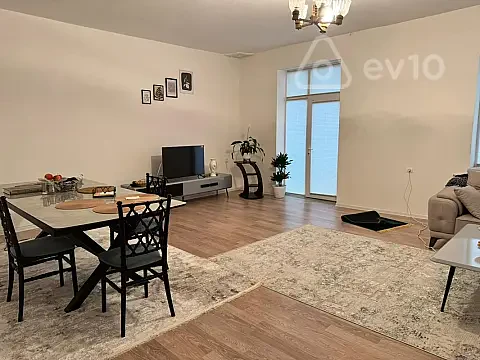 Kirayə verilir 2 otaqlı köhnə tikili 105 m² — Bakı, Nərimanov 2 otaq 105.00 m²