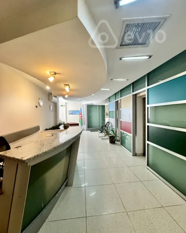 Satılır mənzil 680 m²