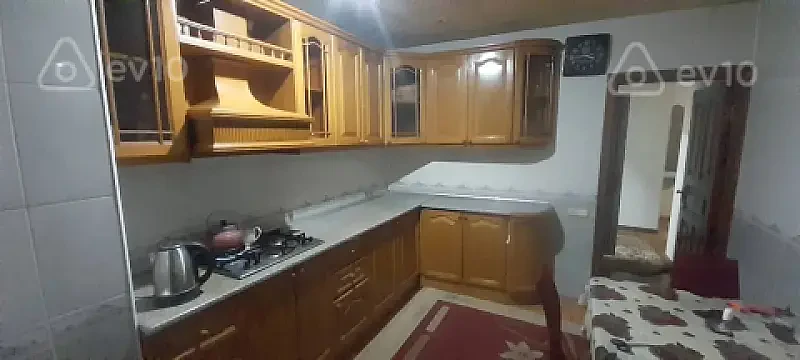 Kirayə verilir 3 otaqlı köhnə tikili 75 m² — Bakı, Yasamal 3 otaq 75.00 m²