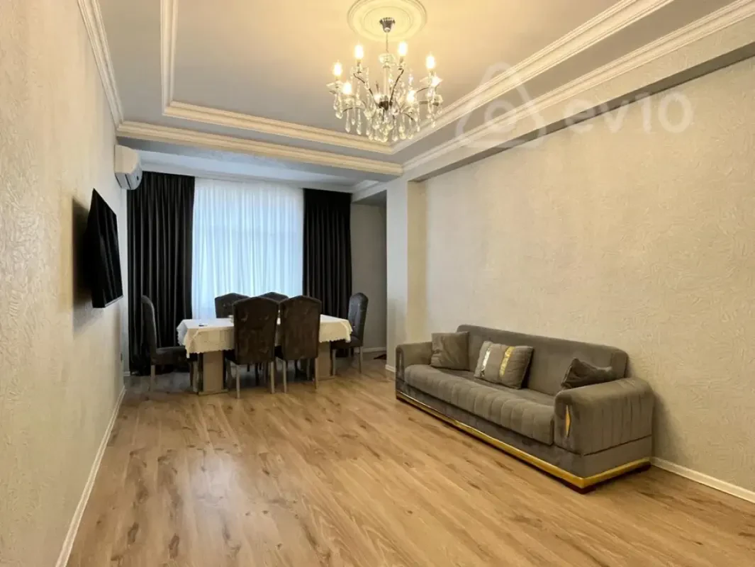 Satılır 3 otaqlı yeni tikili 120 m²