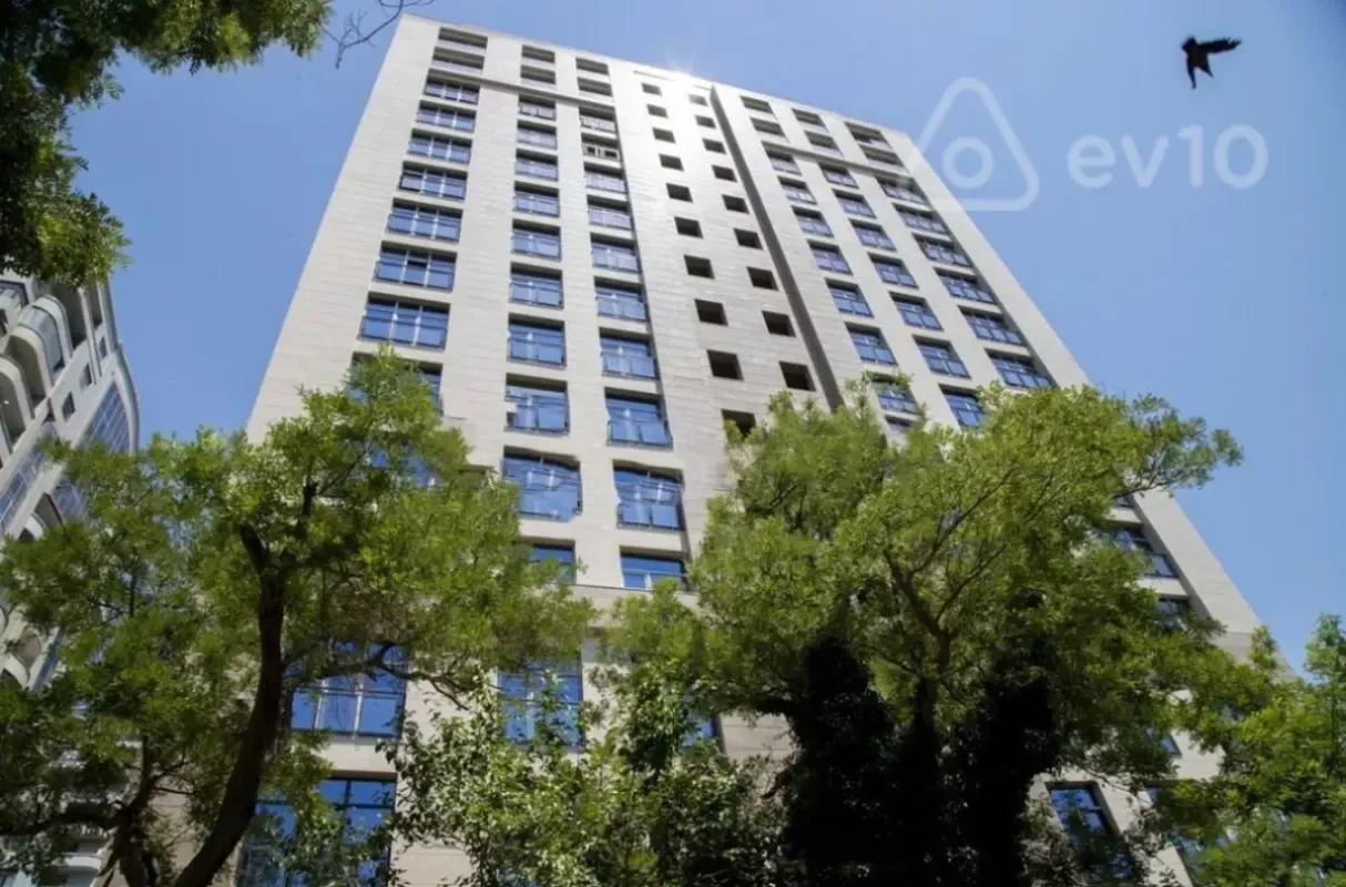 Satılır 2 otaqlı yeni tikili 95 m²