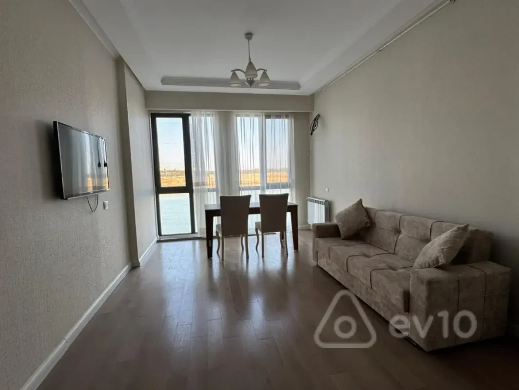Kirayə verilir 2 otaqlı yeni tikili 50 m²