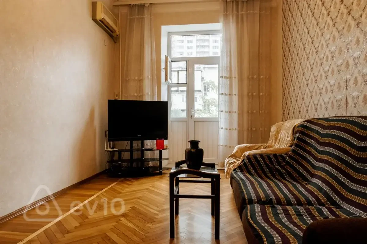 Kirayə verilir 2 otaqlı yeni tikili 45 m²