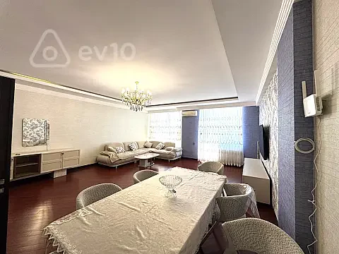 Kirayə verilir 3 otaqlı yeni tikili 140 m² — Bakı, Nərimanov 3 otaq 140.00 m²