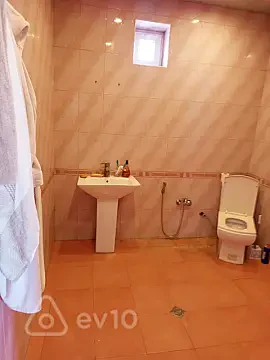 Satılır 6 otaqlı həyət evi 200 m² — Bakı, Binəqədi 6 otaq 200.00 m²