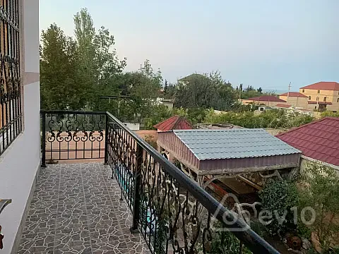 Satılır 5 otaqlı həyət evi 200 m² — Bakı, Abşeron 5 otaq 200.00 m²
