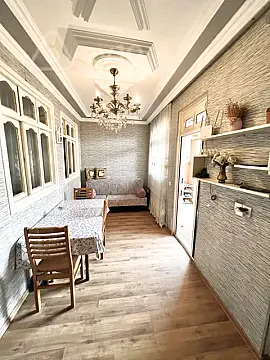 Satılır 5 otaqlı həyət evi 100 m² — Bakı, Nizami 5 otaq 100.00 m²