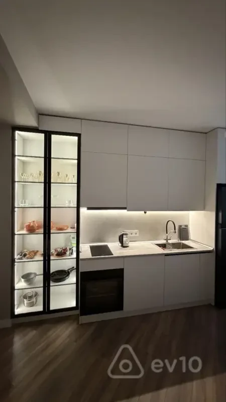 Kirayə verilir 2 otaqlı yeni tikili 46 m²