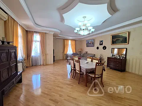 Satılır 3 otaqlı yeni tikili 137 m² — Bakı, Nizami 3 otaq 137.00 m²
