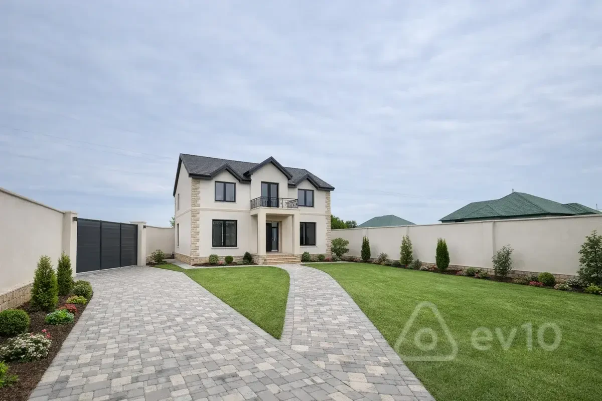 Satılır 6 otaqlı həyət evi 222 m²