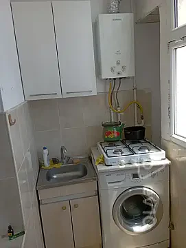 Kirayə verilir 2 otaqlı köhnə tikili 40 m² — Bakı, Nizami 2 otaq 40.00 m²