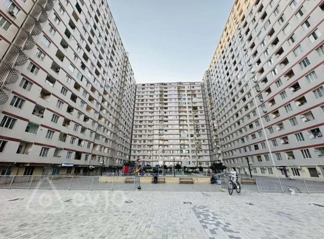 Kirayə verilir 3 otaqlı yeni tikili 107 m²