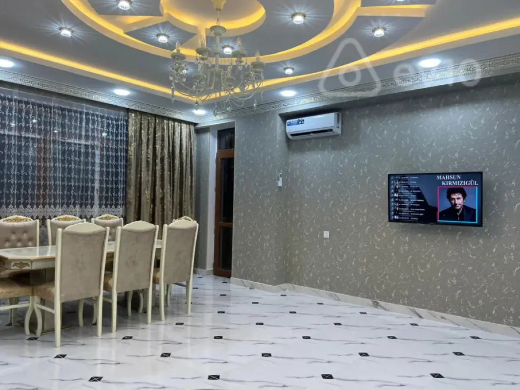 Kirayə verilir 3 otaqlı köhnə tikili 110 m²