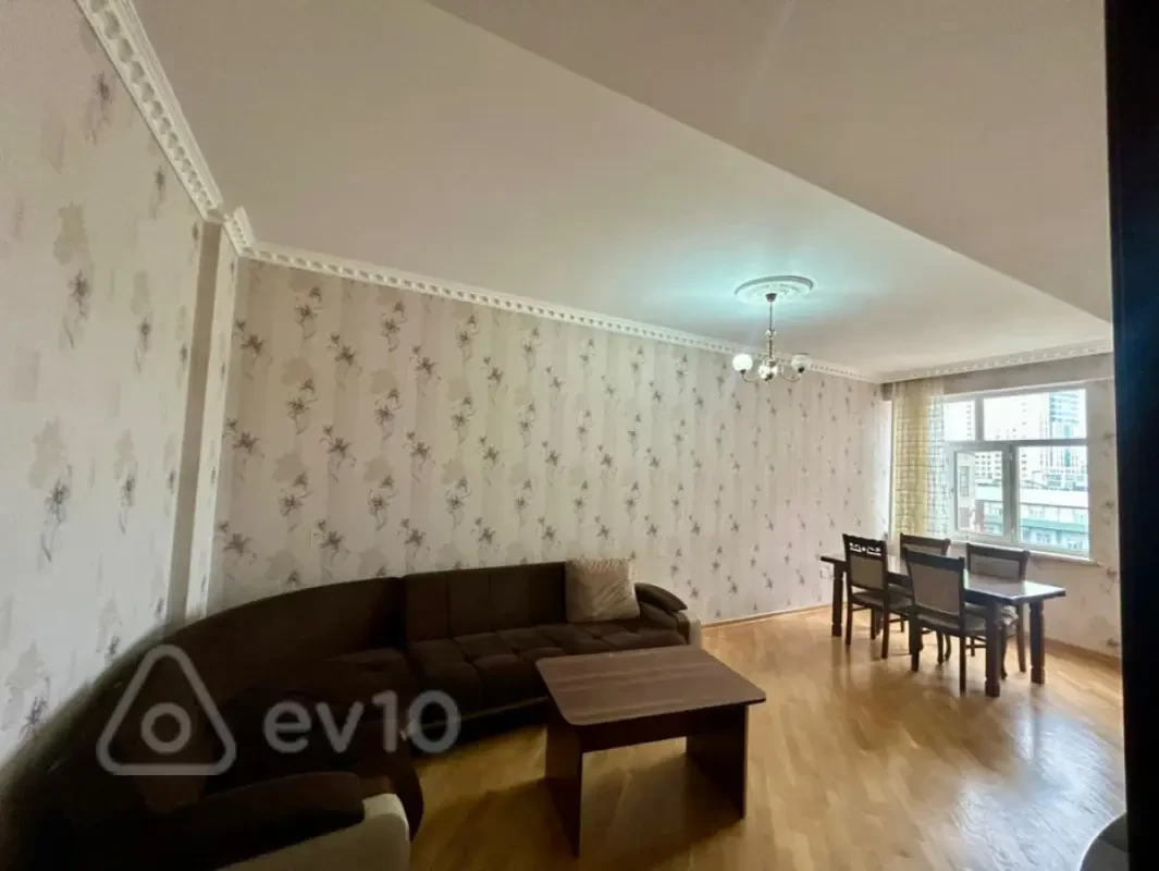 Kirayə verilir 2 otaqlı yeni tikili 87 m²