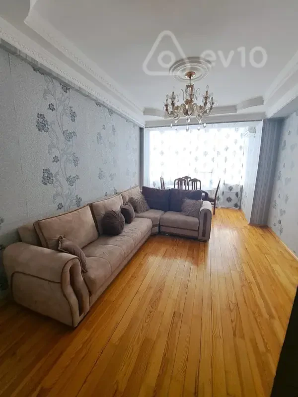 Kirayə verilir 3 otaqlı yeni tikili 80 m²