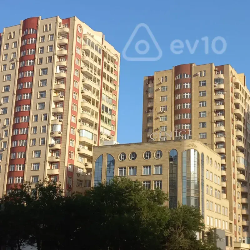 Satılır 4 otaqlı yeni tikili 205 m²