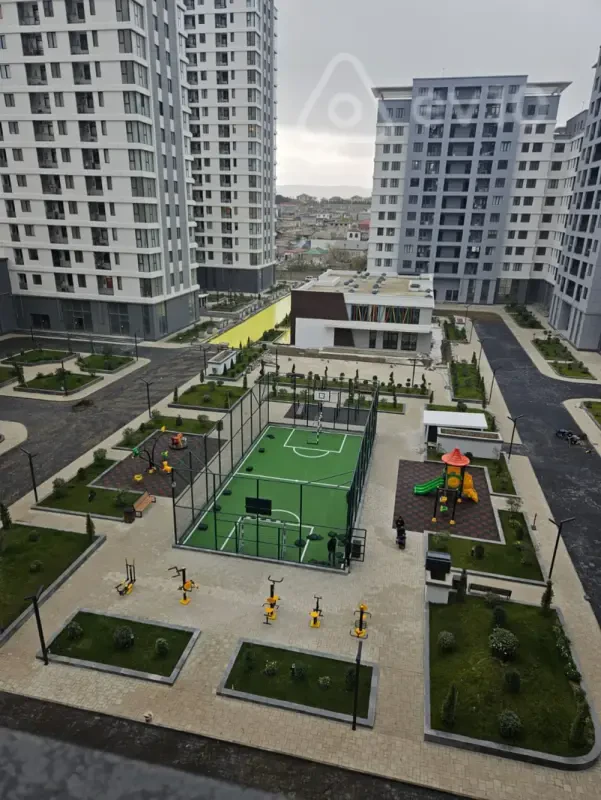Kirayə verilir 2 otaqlı yeni tikili 65 m²