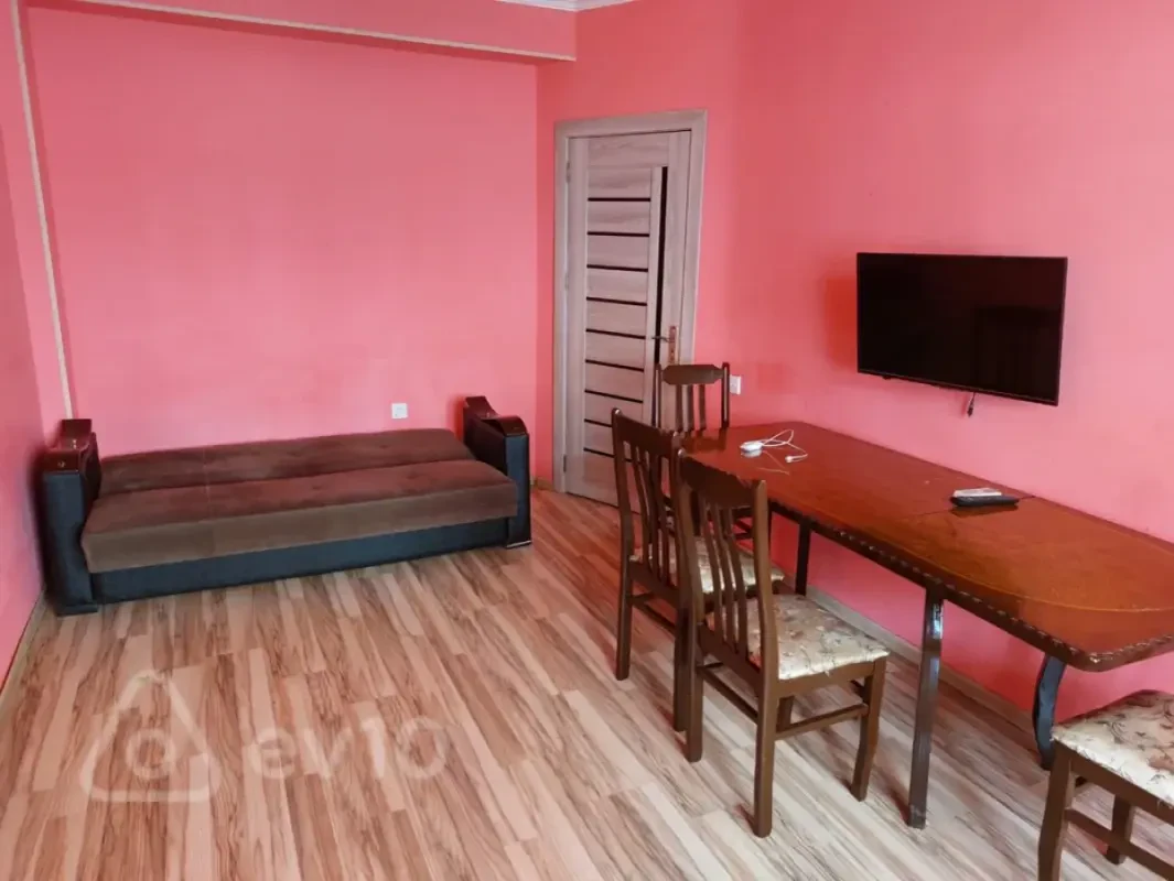 Kirayə verilir 2 otaqlı yeni tikili 55 m²