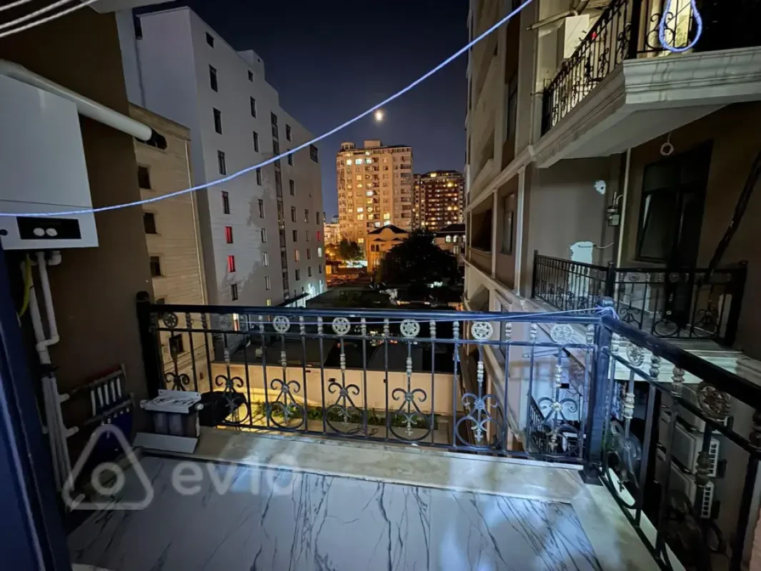 Kirayə verilir 2 otaqlı yeni tikili 48 m²