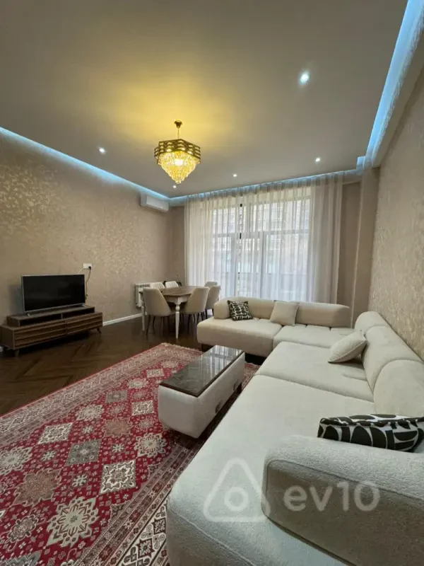 Satılır 2 otaqlı yeni tikili 90 m²