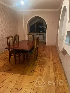 Kirayə verilir 4 otaqlı köhnə tikili 100 m² — Bakı, Xətai 4 otaq 100.00 m²