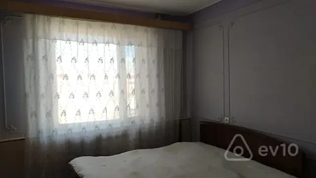 Kirayə verilir 3 otaqlı köhnə tikili 79 m² — Bakı, Nizami 3 otaq 79.00 m²