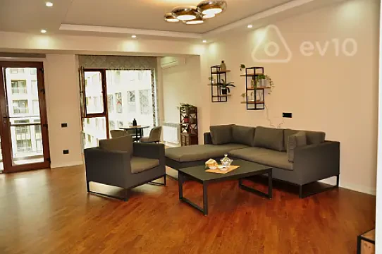 Kirayə verilir 3 otaqlı yeni tikili 141 m² — Bakı, Xətai 3 otaq 141.00 m²